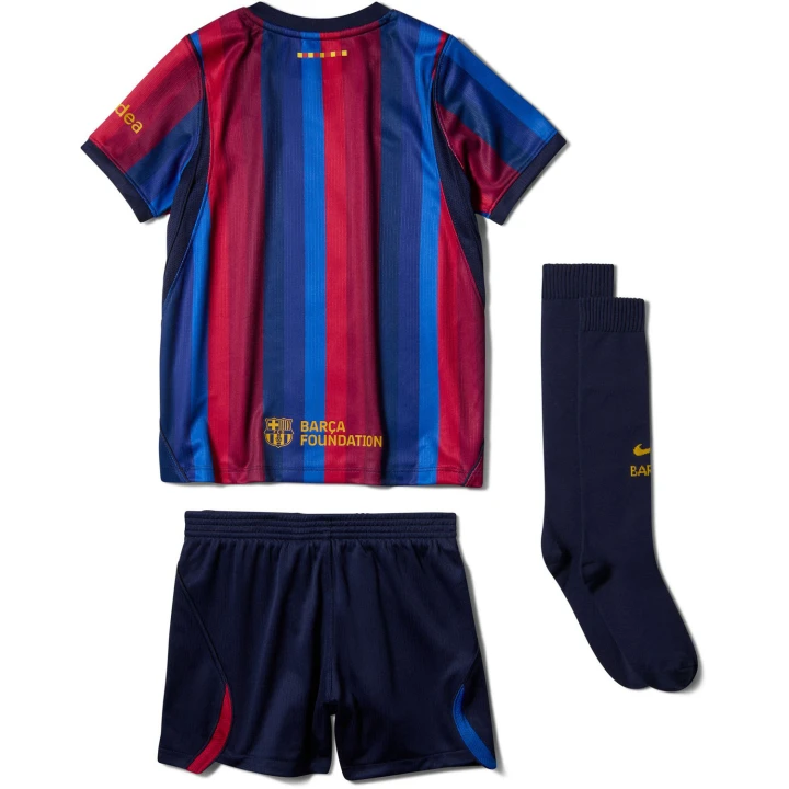 Trzyczęściowy Strój Piłkarski Dla Dzieci FC Barcelona 2026 27 4.jpg